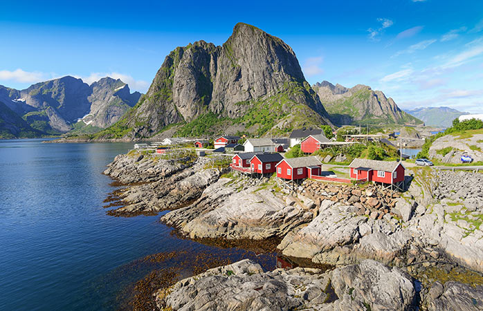 Date libero sfogo all'immaginazione: le Isole Lofoten, in Norvegia, sono un mondo incantato tutto da esplorare
