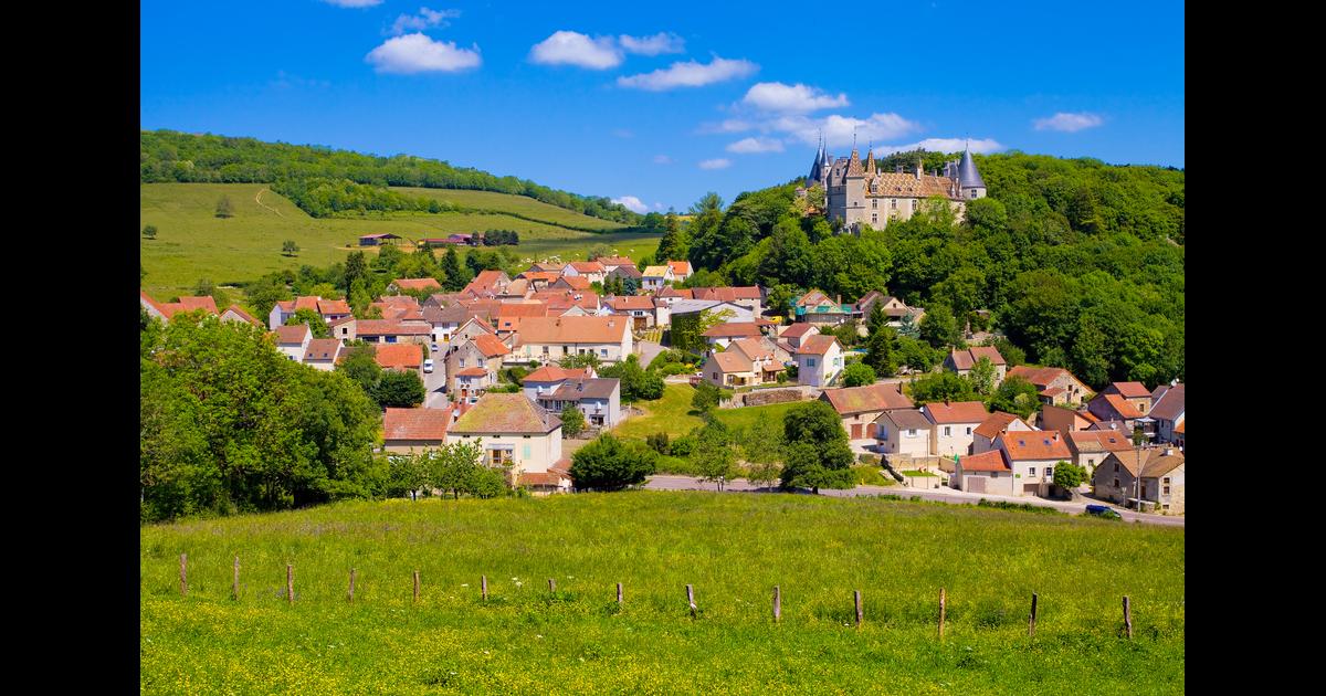 Hotel in Contea Trova hotel economici in