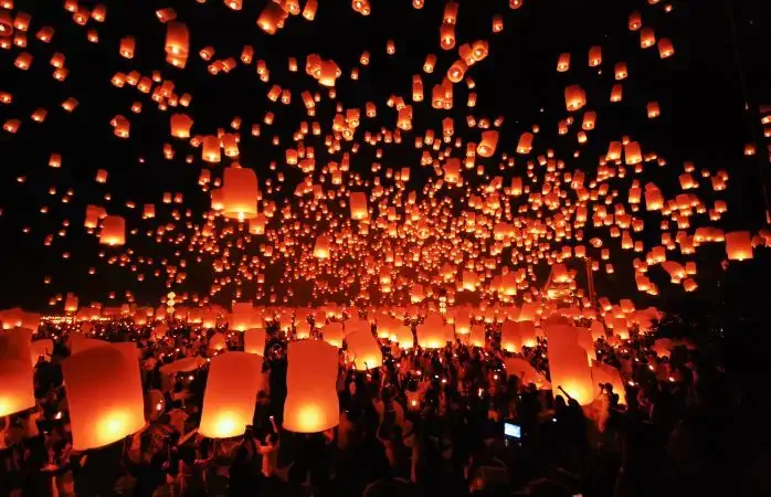 Floating Lanterns festival , Yeepeng , chiangmai Thailand
