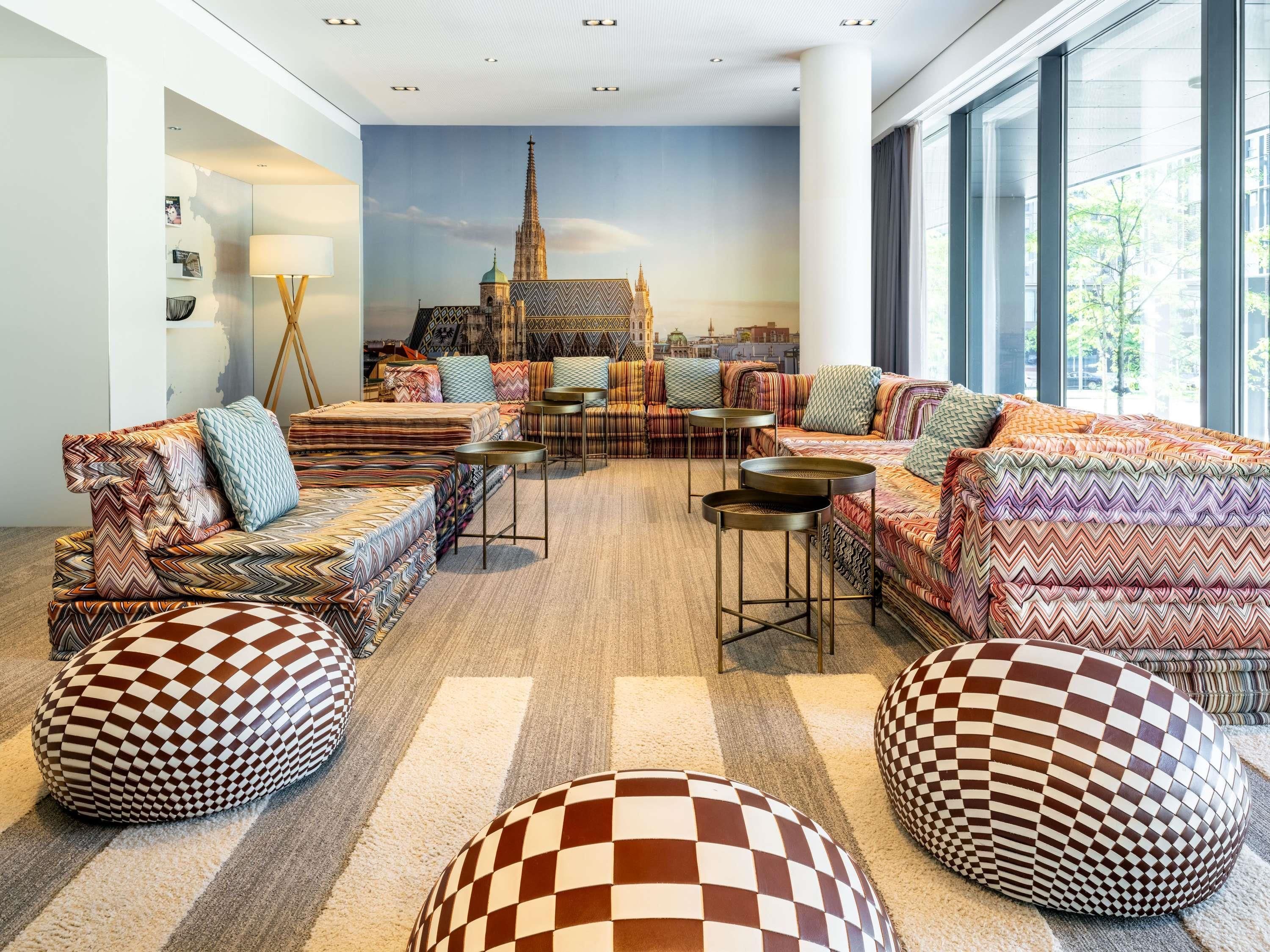 Area lounge